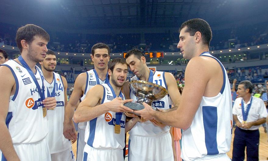 Το respect του Κακιούζη στον Σπανούλη