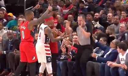 Ο Τόμας αποβλήθηκε στα 90’’ επειδή φάνηκε να σπρώχνει τον διαιτητή (video)