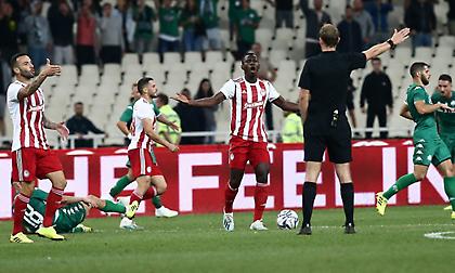 Αν οι παίκτες του Ολυμπιακού βρουν άλλοθι τη διαιτησία…