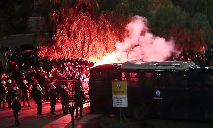Ένταση με οπαδούς του Ολυμπιακού και την αστυνομία