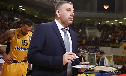 Παπαθεοδώρου: «Είναι μια πολύ όμορφη μέρα για την ΑΕΚ, υπάρχει διαφορά ακόμα με τον Παναθηναϊκό»