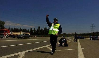 Οι κυκλοφοριακές ρυθμίσεις σε Αθήνα και Πειραιά για τις εκδηλώσεις των Θεοφανίων