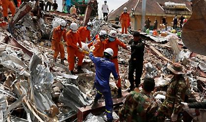 Καμπότζη: 36 νεκροί, ανάμεσα τους παιδιά σε κατάρρευση κτιρίου