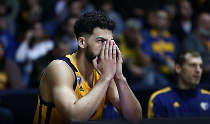 Έσπασε τη μύτη του ο Γκιλ της Χίμκι