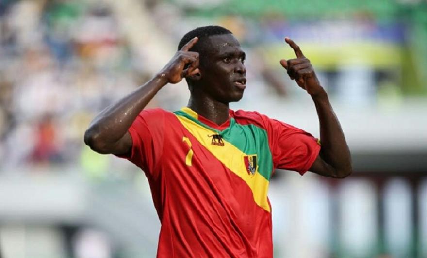 «Έχει όλα τα φόντα να γίνει μεγάλος παίκτης ο Φαντζέ Τουρέ – Έρχεται ελεύθερος στον Ολυμπιακό»