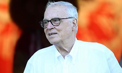 Θεοδωρίδης: «Ντροπή τα περί πέναλτι στον Μακέντα. Κάνει μεγάλο κακό το VAR, καταστροφή ο Περέιρα»