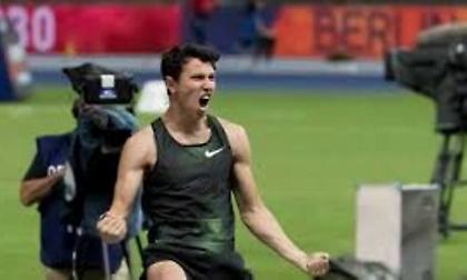 Κορυφαίες επιδόσεις από Μοργκούνοφ, Ακιμένκο