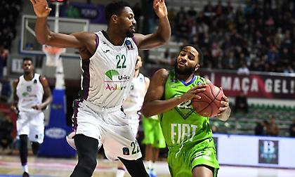 Νίκη με «αίμα» για την Τόφας