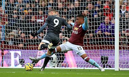 LIVE: Λέστερ-Άστον Βίλα