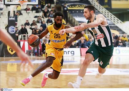 Παπαπέτρου: «Δεν ήταν στο παρκέ η άμυνά μας»