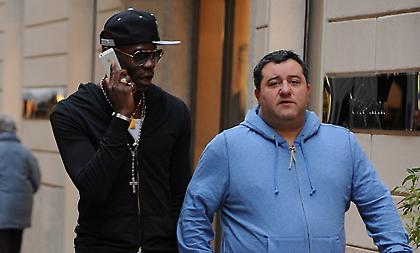 Μάντσεστερ Γιουνάιτεντ: «Ξεκόβει» τις σχέσεις με Ραϊόλα