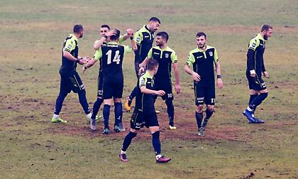 «Διπλό» και… άνοδος για τον Απόλλωνα Λάρισας