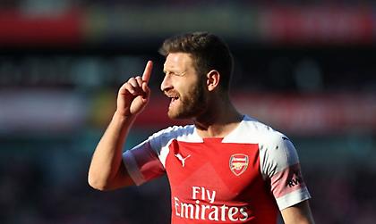 Εξετάζει Μουστάφι η Γαλατασαράι