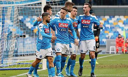 Πρόκριση για Νάπολι με... ντοπιέτα του Ινσίνιε!