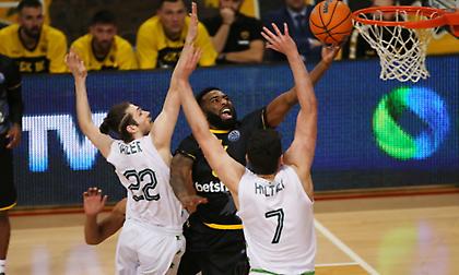 Στραπάτσο της ΑΕΚ από την Μπαντίρμα και ζητείται… θαύμα για την πρωτιά