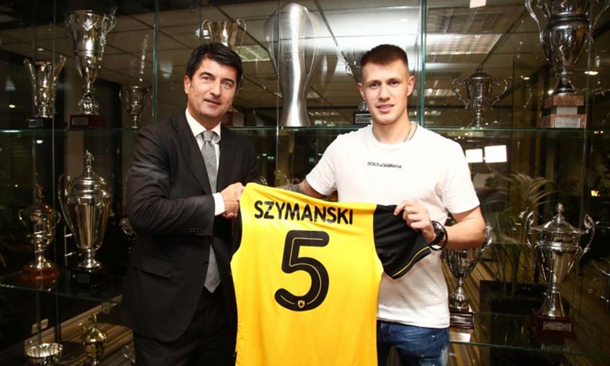 Στιγμές από την υπογραφή του Σιμάνσκι στην ΑΕΚ (pics)