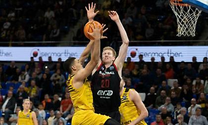 «Σόκαρε» την Τενερίφη η Νίμπουρκ, ευνοϊκή για ΑΕΚ νίκη της Ορτέζ