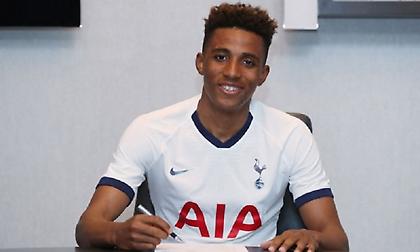 Ανακοίνωσε Ζέντσον Φερνάντες η Τότεναμ