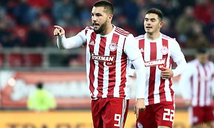 Έκρυψε την μπάλα ο Ολυμπιακός και 2-0 ο Γκερέρο (video)