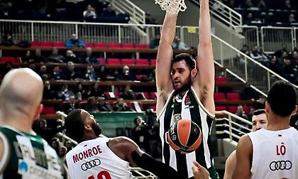 Παπαγιάννης: Η εμφάνιση που… τρέλανε και τον Πιτίνο! (video)