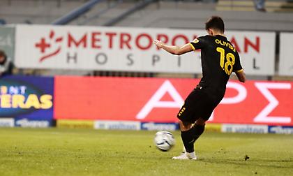 Με πέναλτι του Ολιβέιρα ισοφάρισε η ΑΕΚ (video)