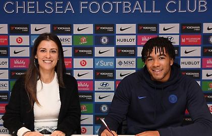 Και επίσημα μέχρι το 2025 στην Τσέλσι ο Τζέιμς