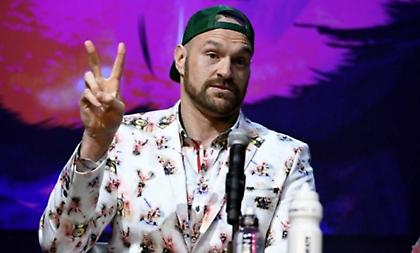 Απίστευτος ο Τάισον Φιούρι: «Αυνανίζομαι 7 φορές την ημέρα ενόψει του αγώνα με τον Γουάιλντερ»