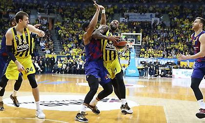 Τραυματίστηκε στο ματς με την Μπάρτσα ο Γουίλιαμς