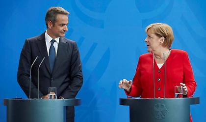 Η διπλωματική αντεπίθεση της Αθήνας – Μαξίμου: Η Ελλάδα «παρούσα» στο Βερολίνο