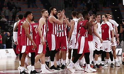 Έμεινε για σουτάκια μετά το «ερυθρόλευκο» ντεμπούτο ο Χαραλαμπόπουλος (video)