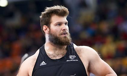 Νέο πανελλήνιο ρεκόρ έκανε στη σφαίρα ο Σκαρβέλης!