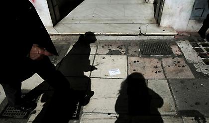 Τρικάκια Ρουβίκωνα στο σπίτι του Γερμανού πρέσβη για το προσφυγικό