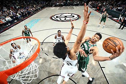 Οι καλύτερες στιγμές του Γιάννη στο Μπρούκλιν (vids)