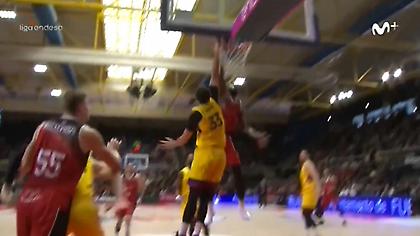 Περιποιήθηκε το… πρόσωπο του Μίροτιτς ο Εγένγκα (video)