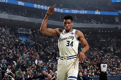 Ο Γιάννης προπονήθηκε στα... γαλλικά εν όψει Παρισιού (video)