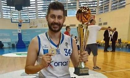 Σταύρος Δίτσης: Ένα παράδειγμα ζωής που απολαμβάνει την πορτοκαλί θεά