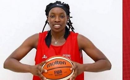 Tέλος η Κάμπελ από Κρόνο