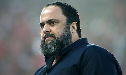 Ολυμπιακός: «Το πρωτάθλημα είναι στημένο, θα συνεχίσετε να επιτρέπετε σε έναν Ρώσο να το αλλοιώνει;»