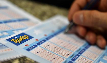 Ένας υπερτυχερός κερδίζει 1,3 εκατ. ευρώ στο Τζόκερ