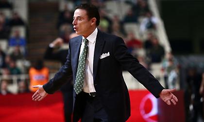 Πιτίνο: «Νομίζαμε πως το ματς τελείωσε στο 30’ - Έχει ανέβει πολύ ο Παπαγιάννης»