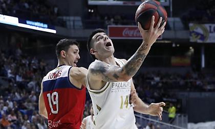 Με μπροστάρη τον Ντεκ πέρασε από τη Μανρέσα η Ρεάλ