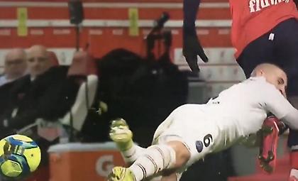 Μαρκάρισμα… ράγκμπι από τον Βεράτι δεν τιμωρήθηκε με κάρτα (video)