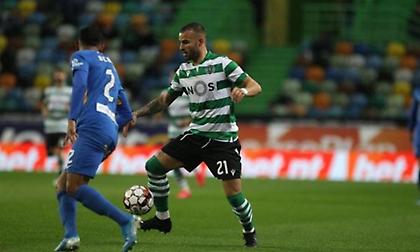 Ζόρικη νίκη και τριάδα για Σπόρτινγκ