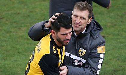 Υπολογίζει Ολιβέιρα για Αστέρα ο Καρέρα