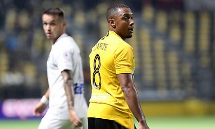 Νέα πρόταση σε Ντουάρτε, κέρδος από Μενέντεθ