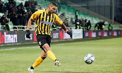 Ροζ: «Οικογένειά μου ο Άρης» (pic)