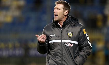 Καρέρα: «Δεν είμαι ευχαριστημένος, θεωρήσαμε εύκολο το παιχνίδι μετά το 2-0»