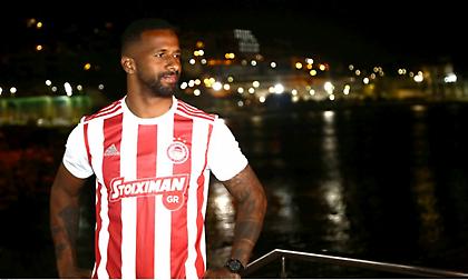 Καφού: «Υπερήφανος που ανήκω στην οικογένεια αυτή»