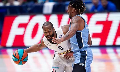 Ήττα στο... νήμα για τη μισή Ζενίτ