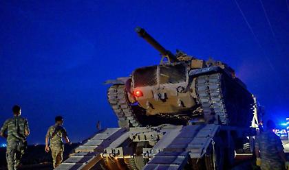 Αιματηρές μάχες μεταξύ Σύρων και Τούρκων στην Ιντλίμπ